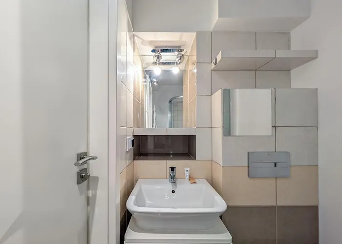 Pasteura Cosy By Bookinghost *