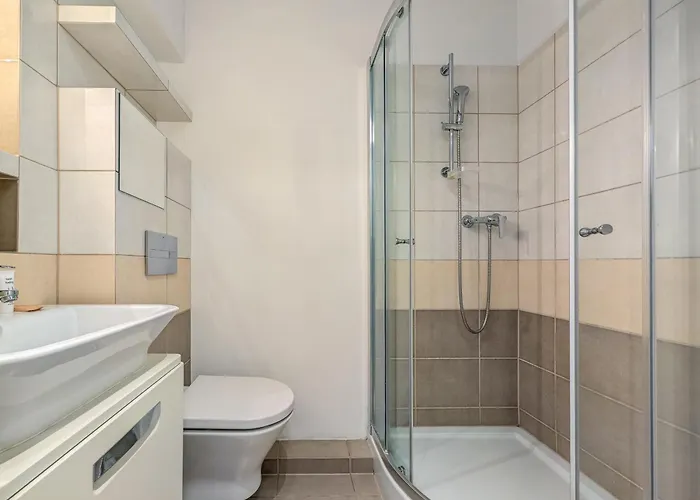 Pasteura Cosy By Bookinghost *